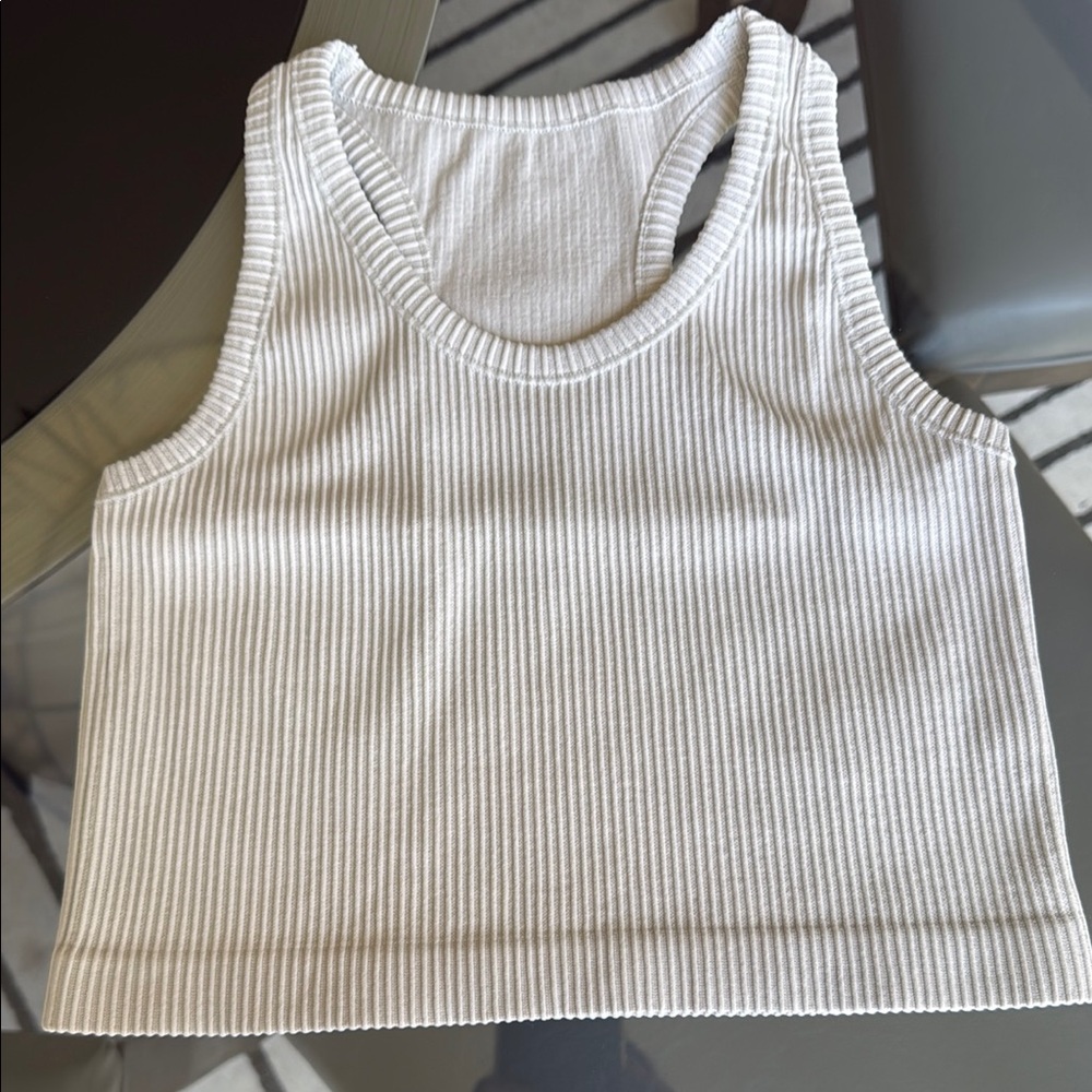 NWT Mono B light Gray Ribbed Crop Tank Top